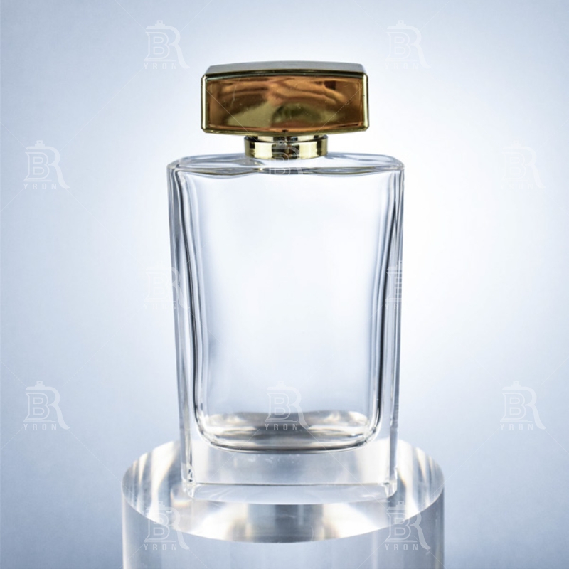 Minimalist Design 100ml Clear Perfume Bottle with Silver Metal Cap and Sprayer